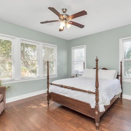 2 Kitchens,2 Living Rooms,4 Bedrooms-Close To All! Galveston Zewnętrze zdjęcie