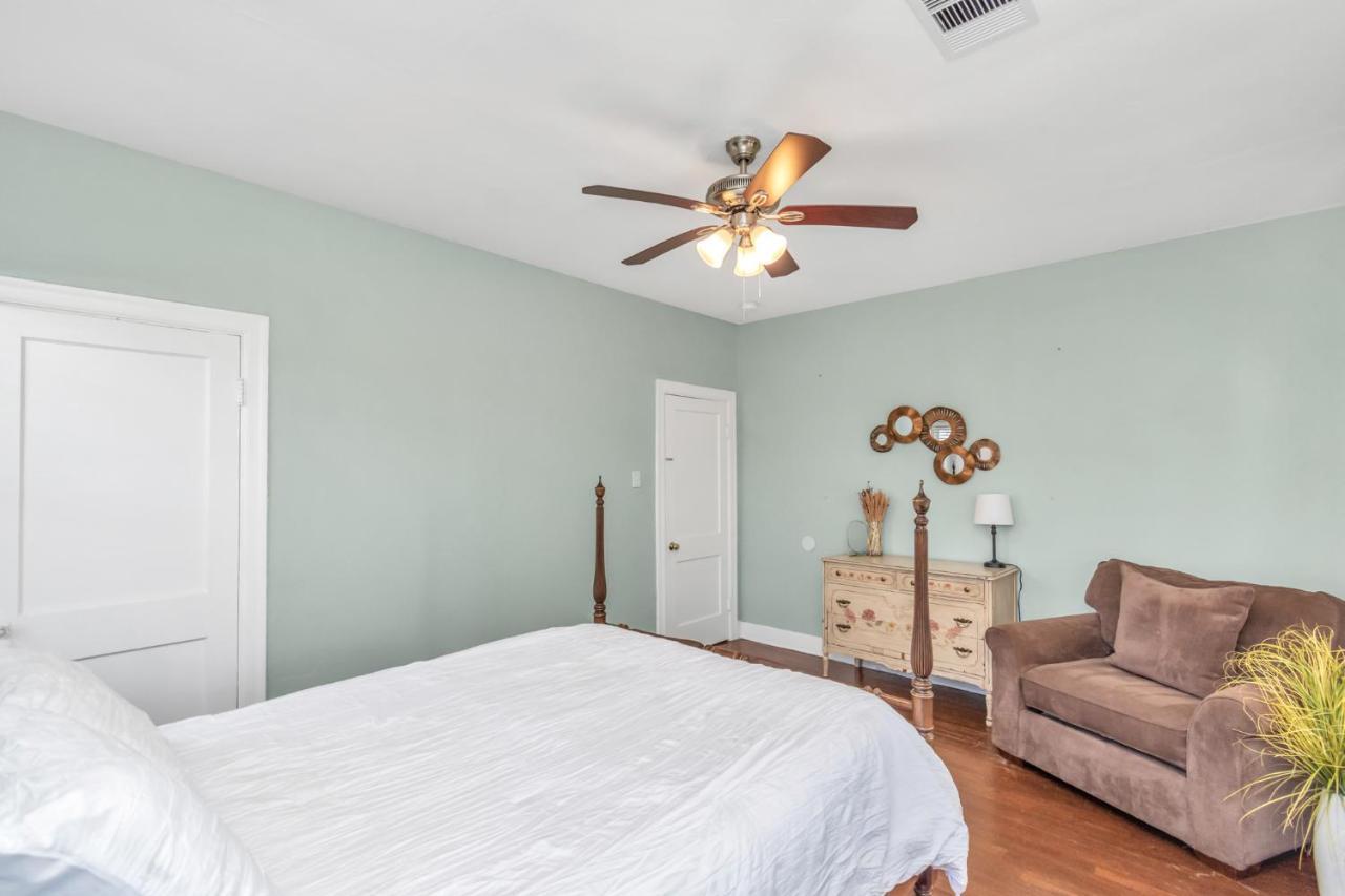 2 Kitchens,2 Living Rooms,4 Bedrooms-Close To All! Galveston Zewnętrze zdjęcie