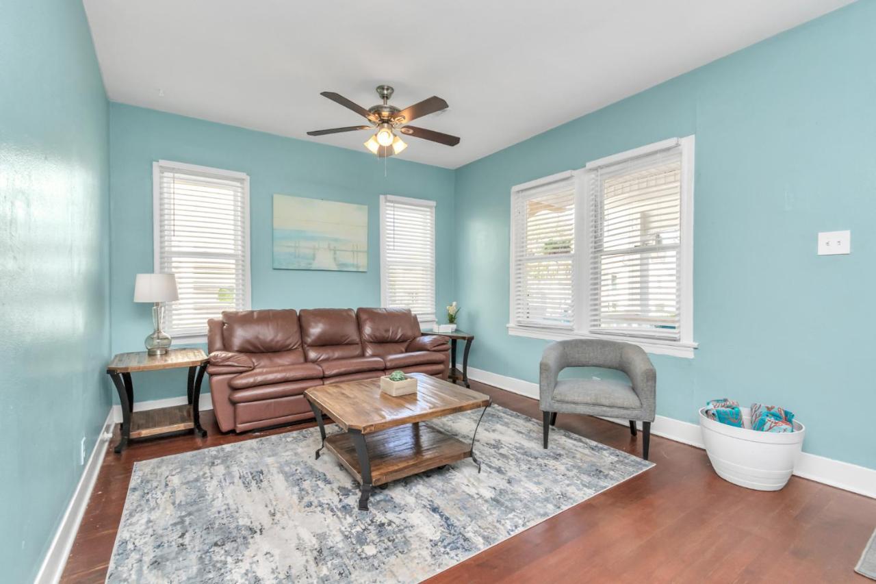 2 Kitchens,2 Living Rooms,4 Bedrooms-Close To All! Galveston Zewnętrze zdjęcie