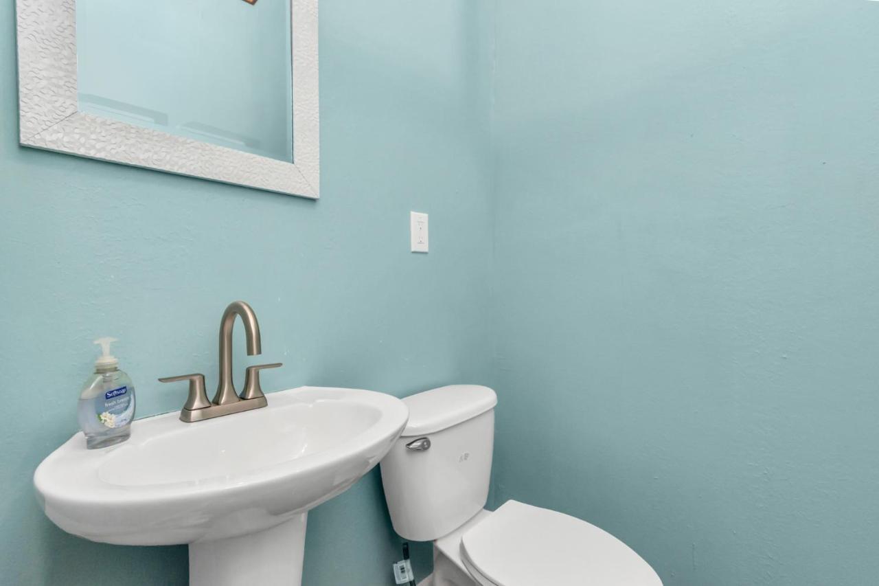 2 Kitchens,2 Living Rooms,4 Bedrooms-Close To All! Galveston Zewnętrze zdjęcie